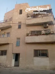  1 عماره الاستثمار 6 شقق + روف بالقرب من صيدلية شحرور