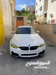  2 BMW M4 COMPETITION