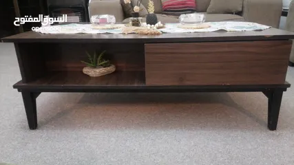  1 فرشة مجوز وطاوله وسط وصوبة غاز