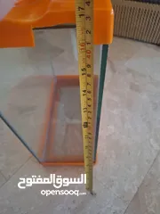  7 fish tank  حوض سمك مستخدم استخدام يوم واحد فقط  القياسات موضحه في الصوره  زجاج