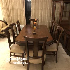  8 طاوله سفره 8 كراسي مع بوفيه ومرايه وفضيات عدد2