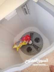  3 غساله حوضين  بحاله ممتازه نوع فرش للبيع بسبب التغيير موجوده بالزرقاء الجديده انباعت الغساله الله جبر