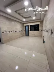  7 شقة طابقية في منطقة مرج الحمام (الظهير) مساحة 225 م2 تشطيبات سوبر ديلوكس