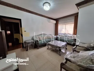  5 شقة طابقية للايجار في شارع عبدالله غوشة بمساحة بناء 200م