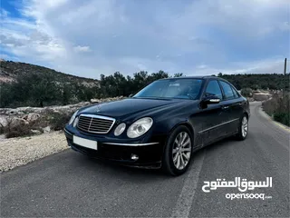  1 Mercedes E350 v6