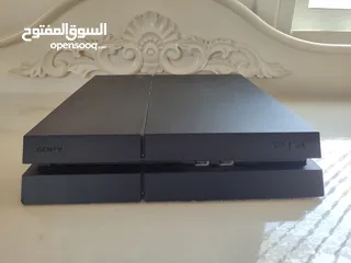  1 بلاي ستيشن 4 برو بحاله الوكاله مع يدين اثنتين وسلك يو اس بي خاص باليدين اصلي وسلك باور