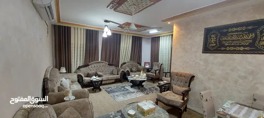  2 شقة فاخرة للبيع في مدينة العقبة المنطقة السكنيه التامنة ط2هندسي 150م مع تراس