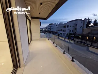  2 شقة فارهة حديثة ، طابق اول مميزة للبيع في ضاحية الامير راشد ، بمساحة بناء 210 م ، وبتشطيبات راقية .