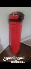  2 بوكسينج مع كفوف و تعليقة الحائط جديد