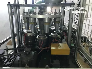  2 ماكنه اكواب ورقيه للبيع