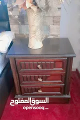  2 غرفت نوم تخت بوكس 2 كومودينه و تسريحه بحاله ممتازه