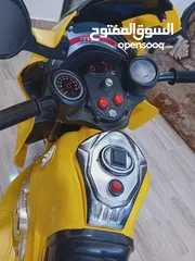  1 دراجة اطفال كهربائية شحن بحالة ممتازه للبيع