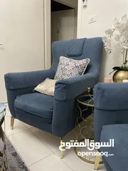  15 طقمين كنب للبيع بحالة ممتازة جدا للبيع بسبب ضيق المساحة