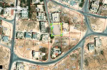  1 REF 95  قطعة ارض للبيع في احدى احياء الزواهرة بسعر مغررري