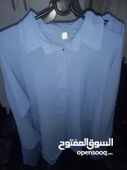  18 شروة مجموعة ملابس شبه جديده  ملابس نظيفة جدا يوجد فساتين سهره ملابس بيتيه بيجامات عبايات اطقم احذيه