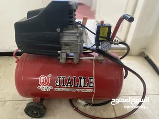  1 كمبرسر + مقص زاوية صناعي + فرد مسمار + فرد كلبس + خراقة + ماكينة فورمايكا