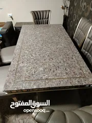  1 طاوله سفره رخام مع ست كراسي للبيع