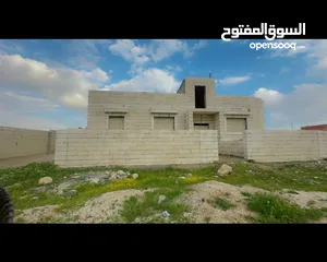  3 للبيع ارض مساحه 529 متر موقع مميز+عمار طابق واحد مساحه البناء 280 متر و مرخص على 4 طوابق على شارعين