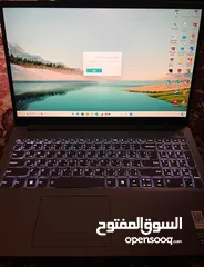  3 لابتوب لينوفو. الجهاز عباره عن جهاز قيمنج متنقل الجهاز خرافي