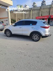  5 كيا سبورتاج محرك 2000 ديزل 2016