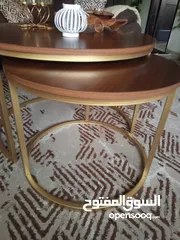  7 طقم طاولات قطعتين وسط كبيره لون بني جوزي خشب سويدي جديده