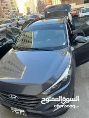  2 Hyundai Tucson 2017 (Family used)