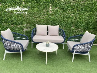  27 اطقم وكراسي مسبح خارجية بتصاميم وخامة مميزة