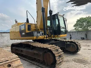  11 Used Excavators  حفارات مستعملة