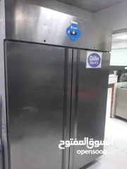  15 كفتيريا ومطعم لبيع أو مشاركة