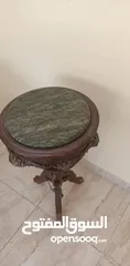  3 طقم كنب  ( تنجيد جديد )                      + فضية و طربيزة خشب ( سوّيد و زان )