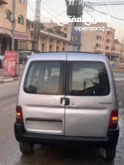  5 بيجو بارتنر بحالة ممتازة