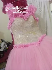  13 بدلات عرايس