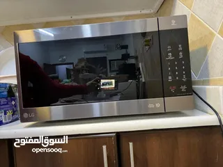  2 مايكرويف ال جي بحالة الوكالة 56 لتر حجم كبير