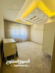  15 شقة فاخرة - خلدا - 4نوم 2ماستر - 245م - بإطلالــــه مميزة - منطقة هادئة ومميزة