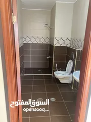  14 للايجار شقه دبللكس قرب ترست للتامين وشارع القدس