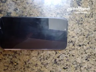  6 iPhone 13 نظيف جداً – بسعر285دينار مساحه 128 للبدل أو البيع