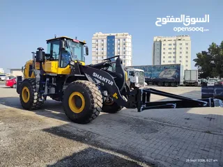  4 SHANTUI WHEELLOADER / TOOLCARRIER  محمل شانتوي / حامل الأدوات