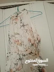  4 فستان زهري