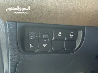  30 كيا ريو 2017 مالك اول فحص كامل بحالة الوكاله
