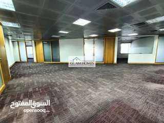  1 Spacious office for rent at an amazing location Ref: 445H