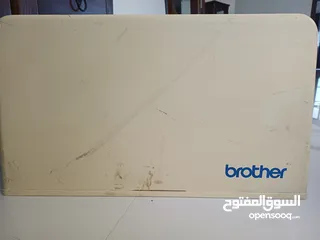  2 ماكينة خياطة للبيع