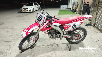  2 هوندا CRF250