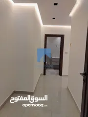  3 شقة فاخرة للبيع في أم أذينة طابق اول 180م تشطيب سوبر ديلوكس لم تسكن