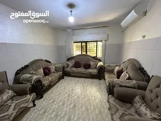  2 طقم كنب كلاسيك