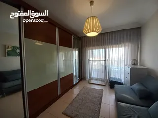  5 شقة مفروشة للإيجار 220م2 ( Property 17216 )