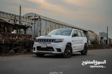  1 Jeep trackhawk