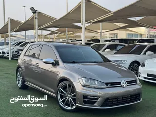  2 Volkswagen GOLf R 2016 GCC