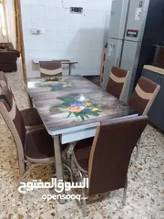  1 ميز طعام للبيع