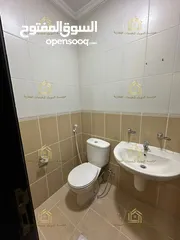  8 شقة فارغة - دير غبار - 4نوم 2ماستر - 240م