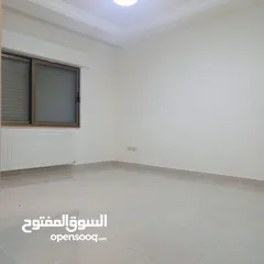  7 شقة فارغة للإيجار في دير غبار منطقة هادئة لم تسكن